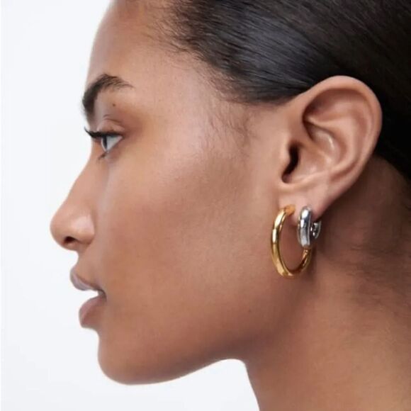 ZARA PACK OF HOOP EARRINGS - Picture 1 of 6